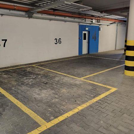 Apartament Em Klimatyzacja&Parking Rzeszow Dış mekan fotoğraf