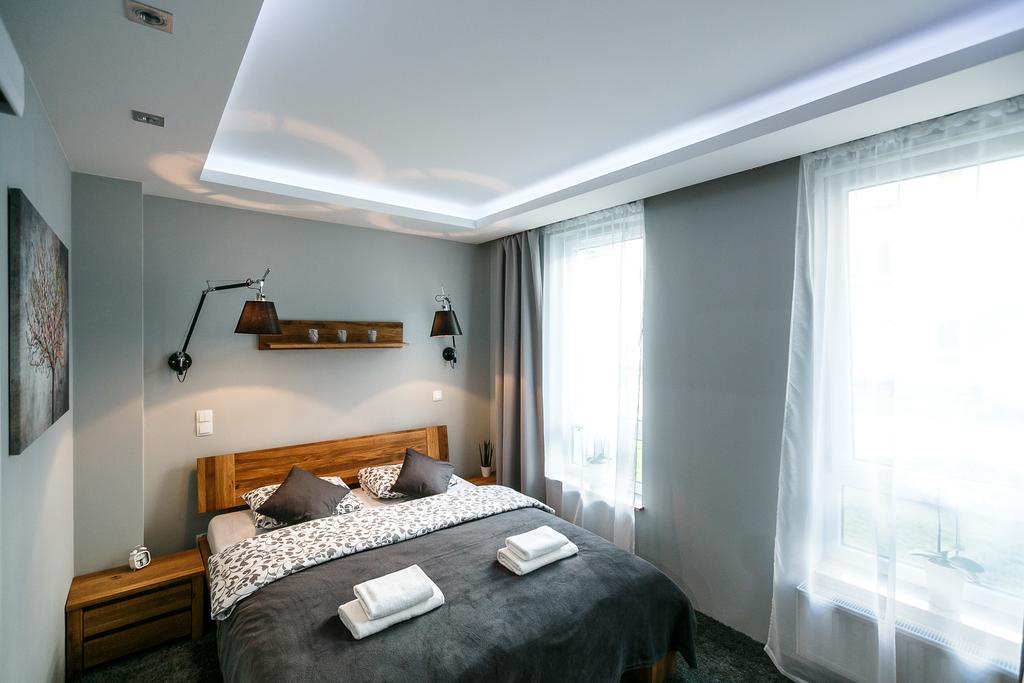 Apartament Em Klimatyzacja&Parking Rzeszow Dış mekan fotoğraf