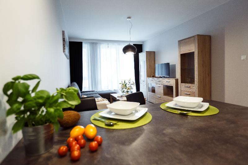 Apartament Em Klimatyzacja&Parking Rzeszow Dış mekan fotoğraf