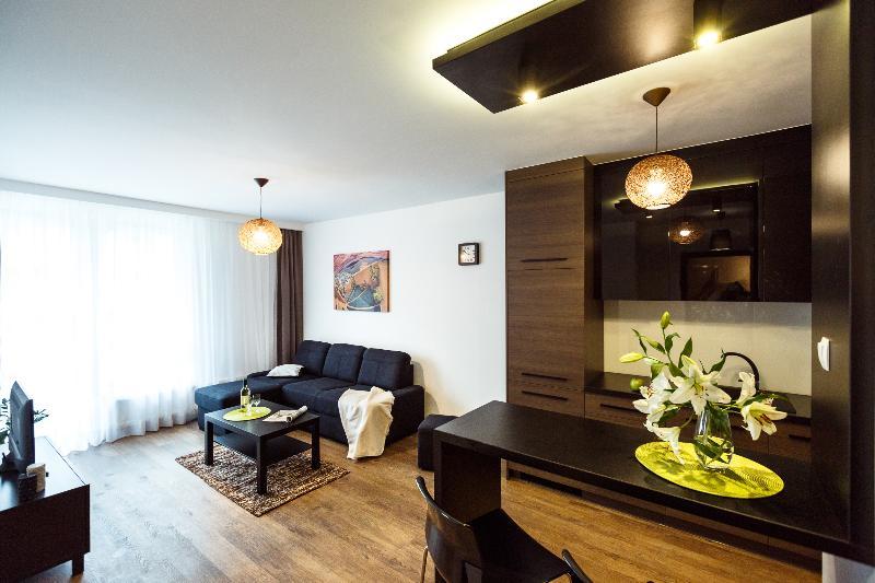 Apartament Em Klimatyzacja&Parking Rzeszow Dış mekan fotoğraf