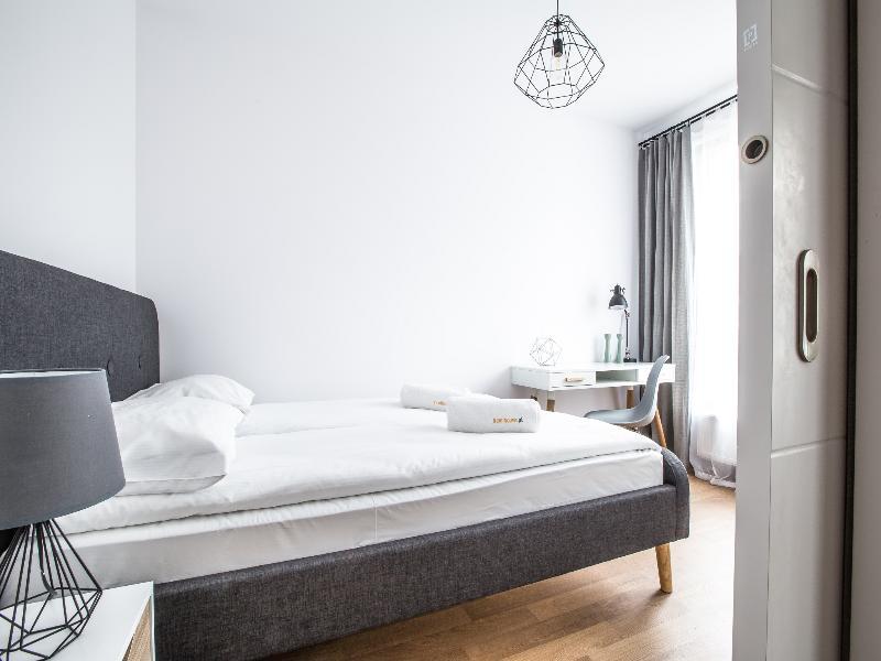 Apartament Em Klimatyzacja&Parking Rzeszow Dış mekan fotoğraf