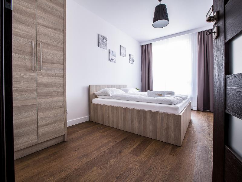 Apartament Em Klimatyzacja&Parking Rzeszow Dış mekan fotoğraf